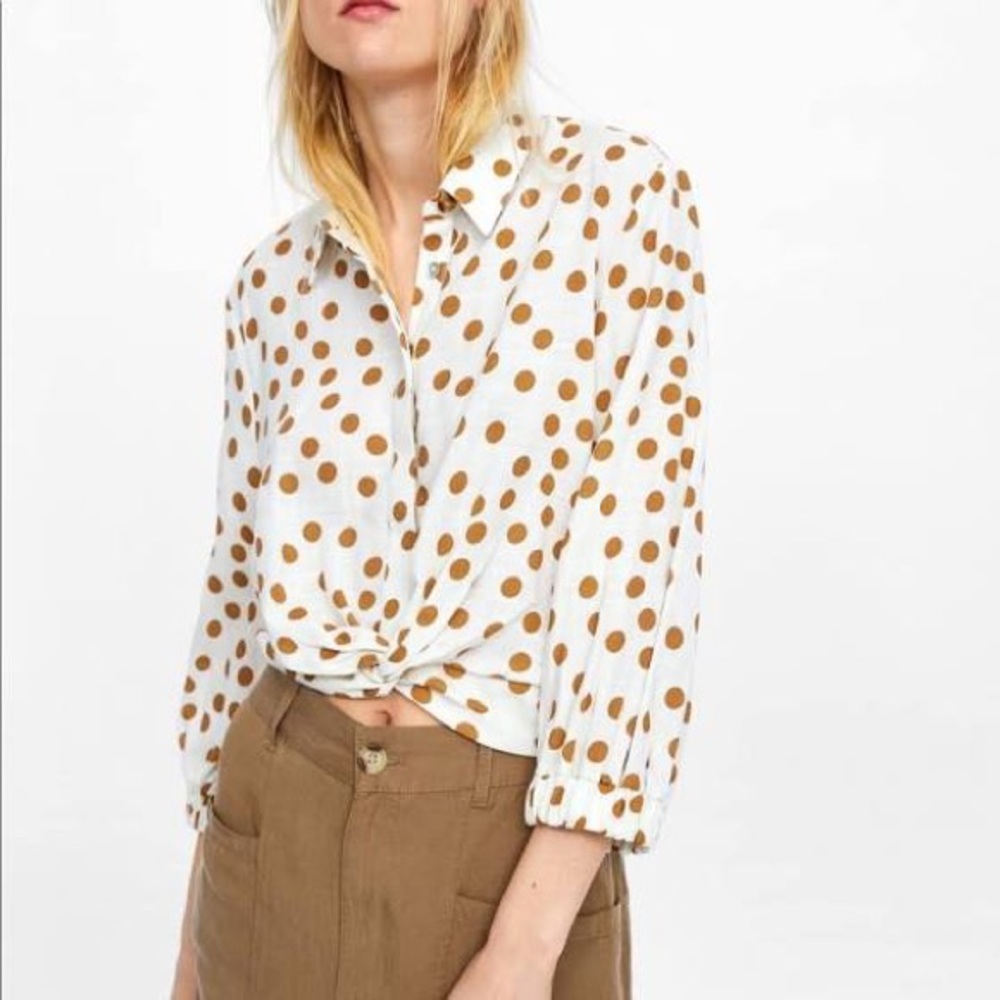 Zara white/tan polka dot crop top size: M